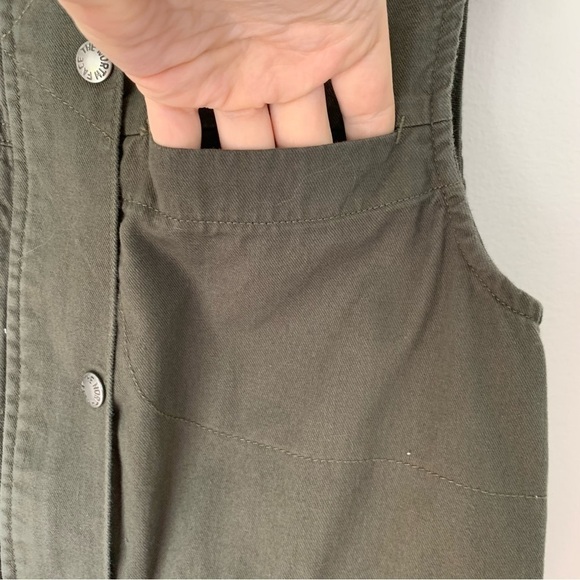 The North Face Woman’s 100% Cotton Olive Green Vest Size Medium - Picture 11 of 16